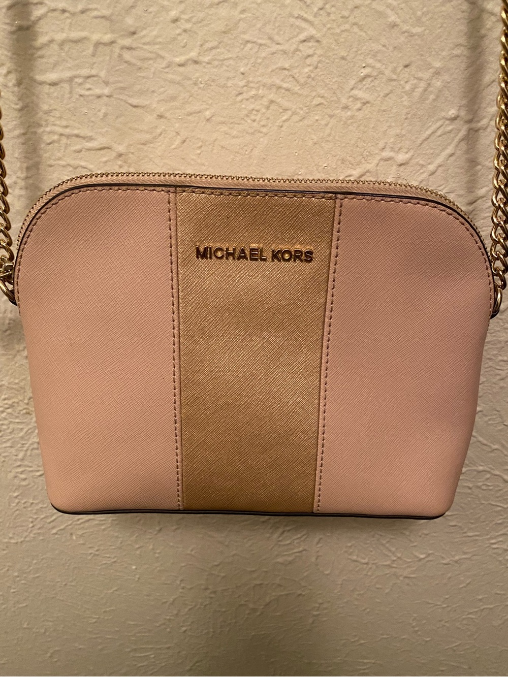 MICHAEL Michael Kors Blush Pink Saffiano Crossbody with Gold Chain